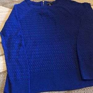 American Eagle royal blue sweater women’s size 4